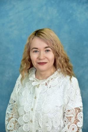 Самсонова Елена Владимировна.